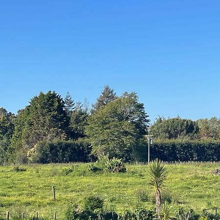 Cotman Cottage On Coatesville Kumeu Экстерьер фото